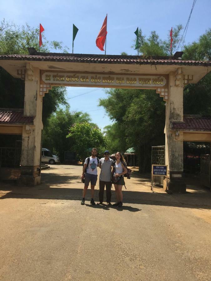 Nha Nghi Phuong Dong Hotel Quang Tri Bagian luar foto
