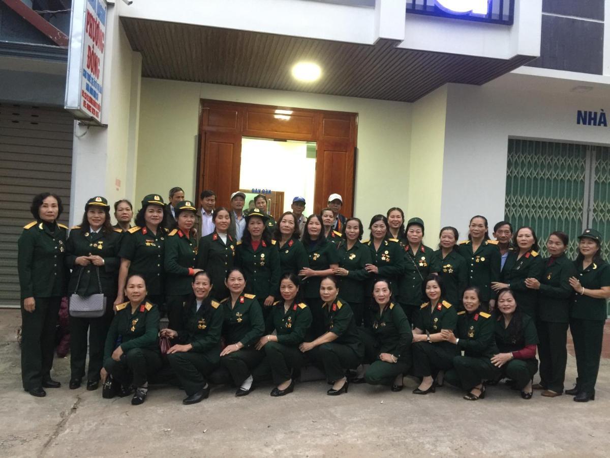 Nha Nghi Phuong Dong Hotel Quang Tri Bagian luar foto